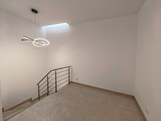 SAN ANTONIO ESCAZU¡ CASA MODERNA CON LINEA BLANCA 3HAB/ 2.5 BAÑOS - Imagen 15