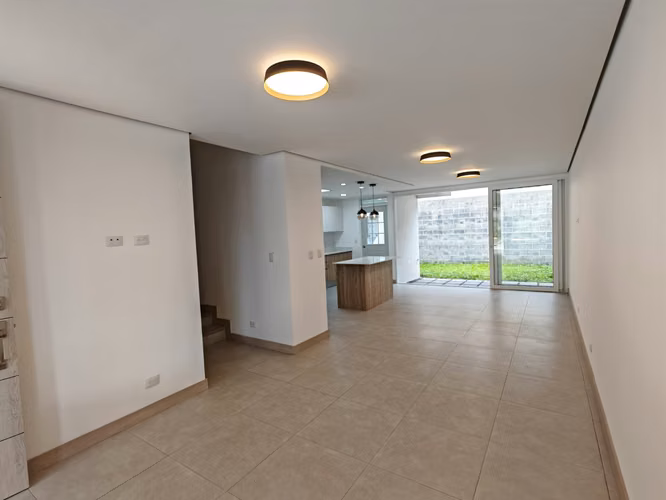 SAN ANTONIO ESCAZU¡ CASA MODERNA CON LINEA BLANCA 3HAB/ 2.5 BAÑOS - Imagen 2