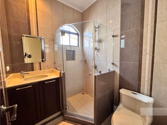 ALQUILER O VENTA CASA EN CONDOMINIO ALBACETE CARTAGO
