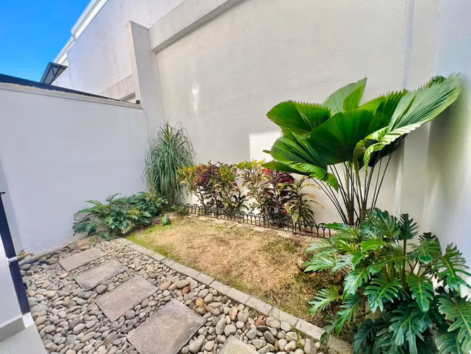 OFERTA! - Casa en condominio de dos dormitorios en Rio Oro Santa Ana