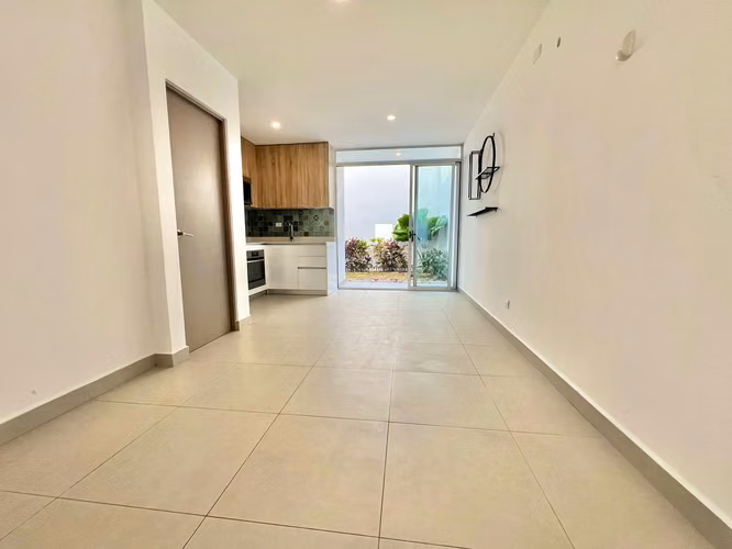 OFERTA! - Casa en condominio de dos dormitorios en Rio Oro Santa Ana