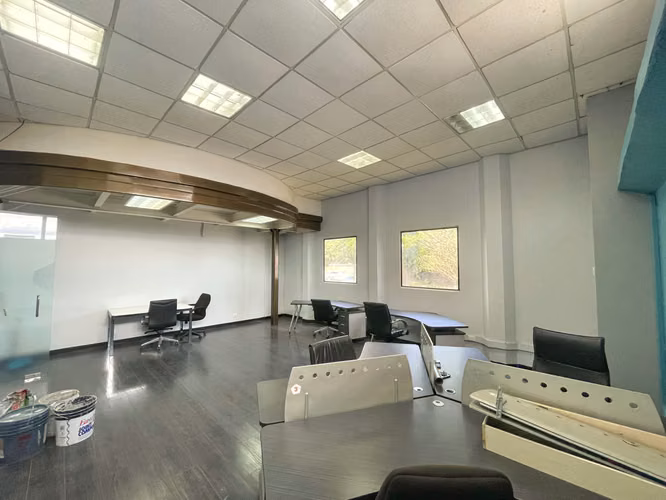 Edificio comercial en venta en Guachipelín, Escazú | INVERSIÓN! P632