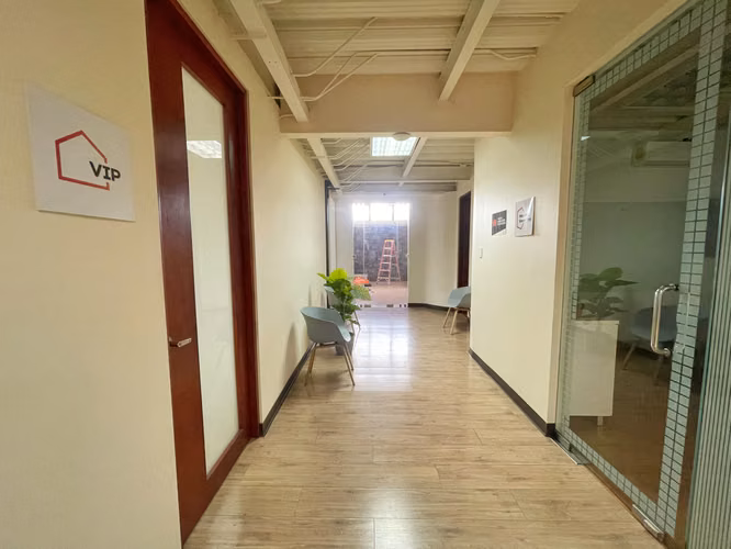 Edificio comercial en venta en Guachipelín, Escazú | INVERSIÓN! P632