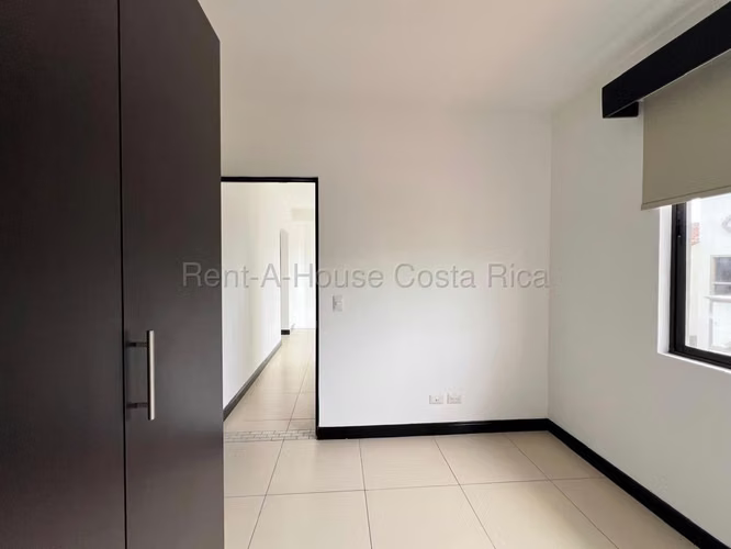 Moderna Casa en Condominio en Heredia | 3 Habitaciones, Patio y Amenidades - Imagen 7