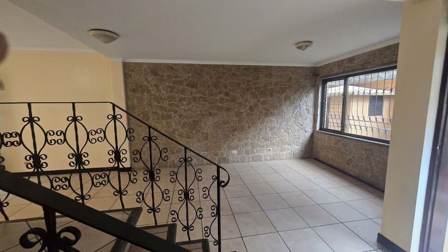Alquiler de Casa,  Bosques de Doña Claudia (Ciudad Cariari), ubicación privilegiada. - Imagen 11