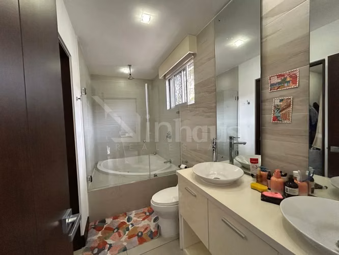 Alquiler de Town House con línea blanca en Jaboncillos - Imagen 10