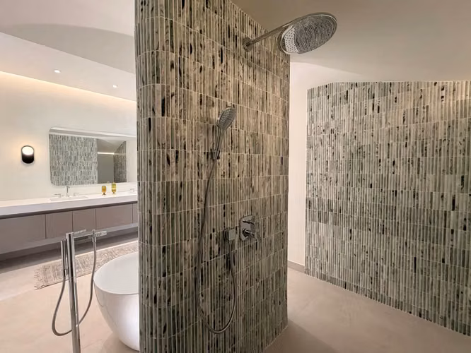 VENTA DE CASA EN BOSQUES DE LINDORA 4921