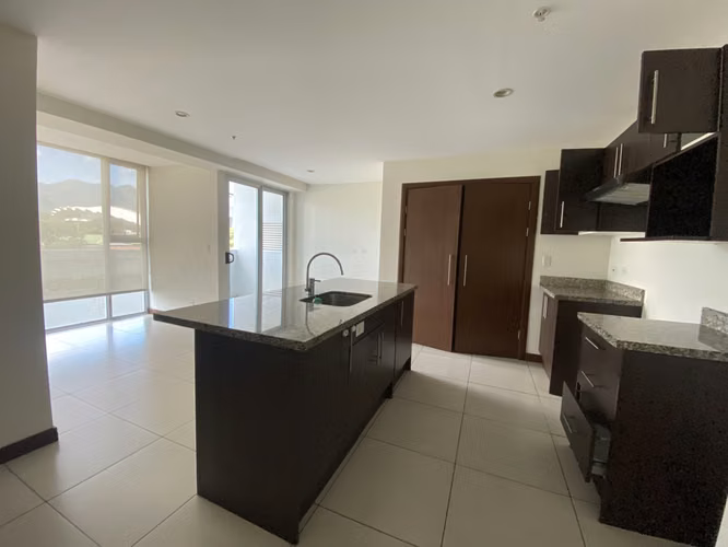 Apartamento en alquiler en La Sabana - Torre  . Excelente ubicación - Imagen 2