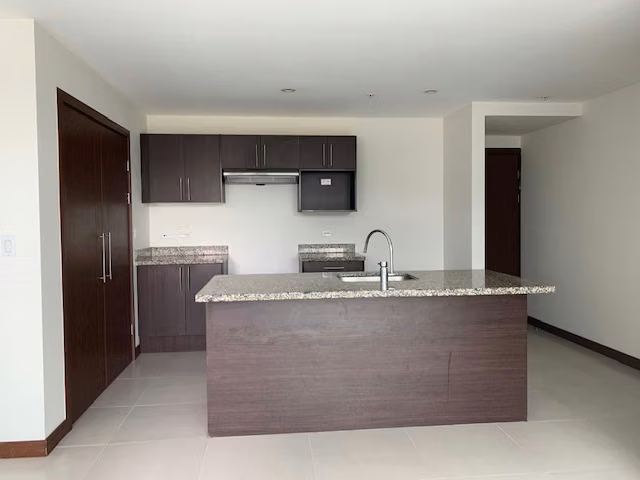 Apartamento en alquiler en La Sabana - Torre  . Excelente ubicación - Imagen 5