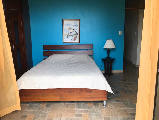 Espectacular casa amueblada con vistas al océano, piscina privada y jacuzzi