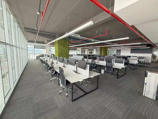 585 M2 OFFICE IN OFICENTRO TORRE CORDILLERA ROHRMOSER PAVAS
