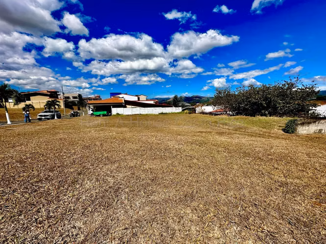 Hermoso Lote Plano en Condominio Lomas del Bosque/ Grecia, Alajuela - Imagen 9