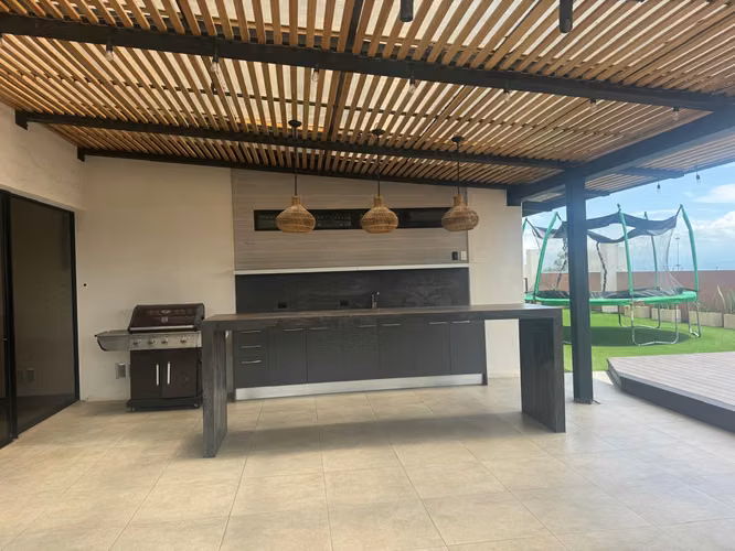 APARTAMENTO EN ALQUILER – TORRES DEL PARQUE