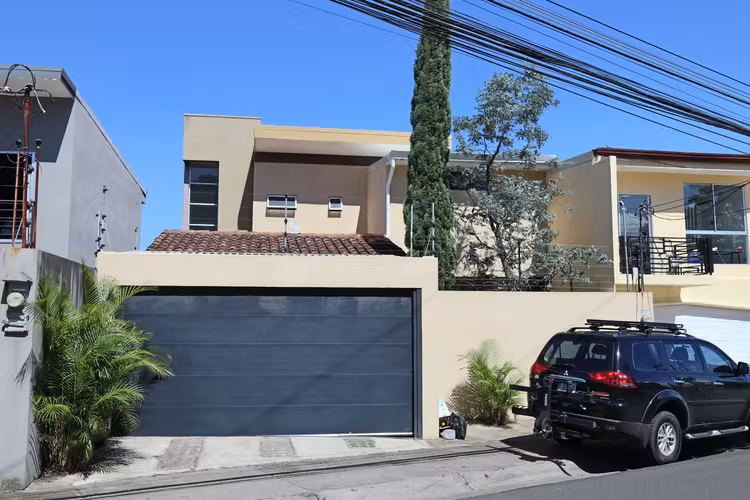 Venta Casa independiente Desamparados de Alajuela