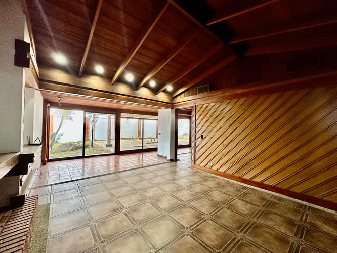 Rohrmoser - Casa esquinera para oficinas - 1285m terreno