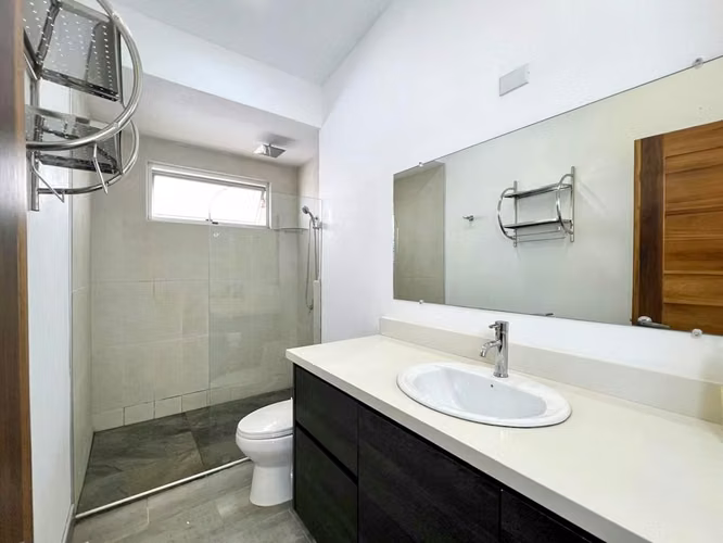 Venta de Casa Independiente con Impresionantes Vistas