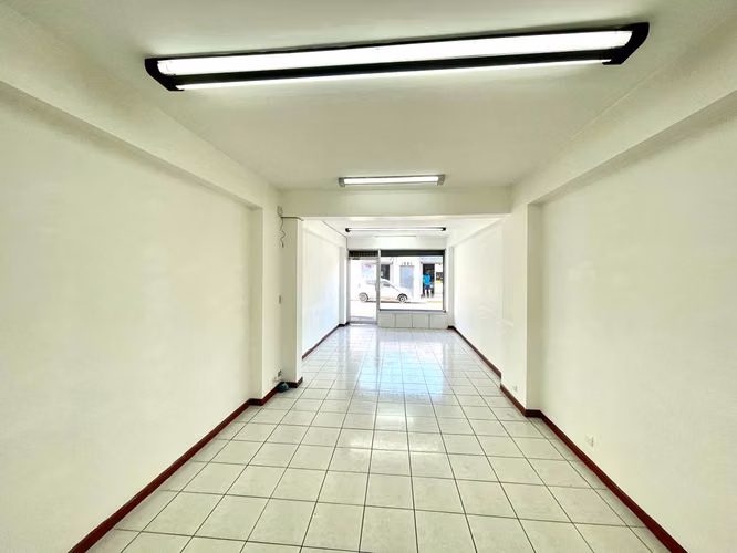 Alquiler de Local Comercial en Heredia - Imagen 4