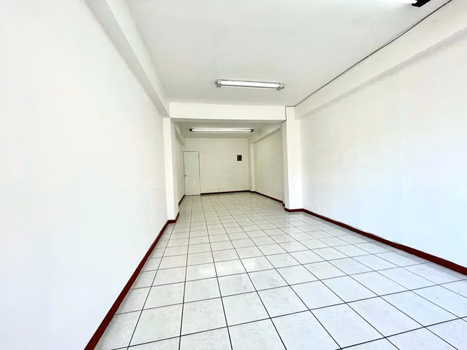 Alquiler de Local Comercial en Heredia - Imagen 7