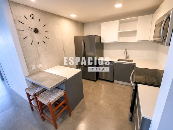 ALQUILER DE APARTAMENTO AMUEBLADO EN LA SABANA - Imagen 4