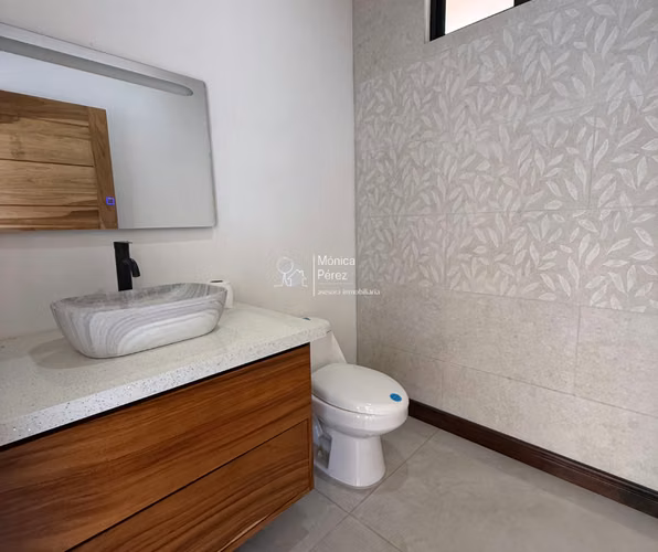 CASA PARA ESTRENAR EN SARCHÍ