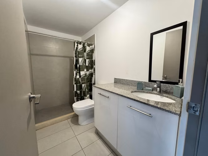 ALQUILER DE APARTAMENTO SIN AMUEBLAR O CON LÍNEA BLANCA - Imagen 8