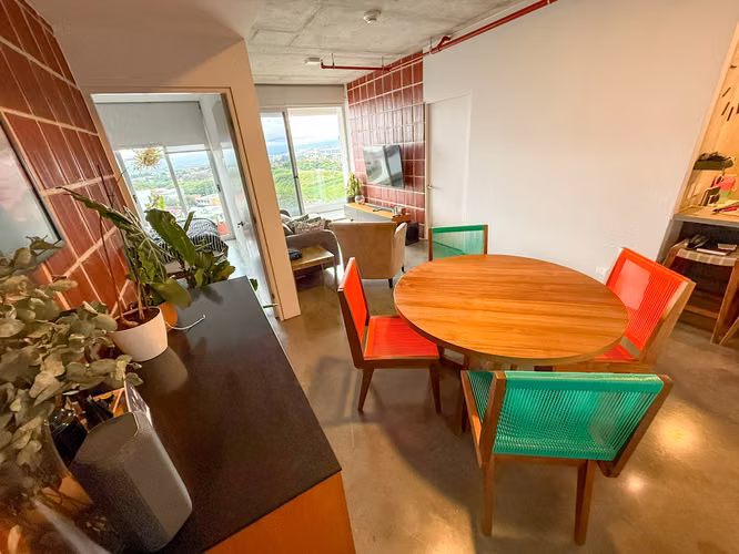 VENTA DE APARTAMENTO AMUEBLADO