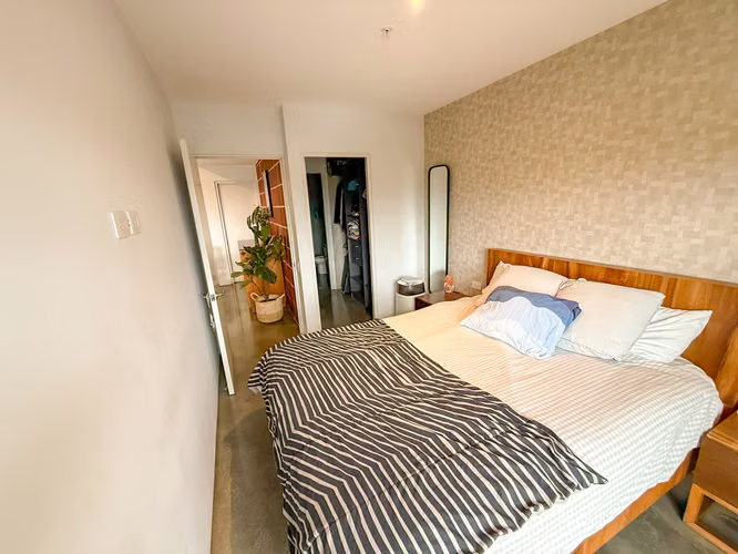 VENTA DE APARTAMENTO AMUEBLADO