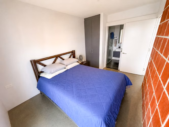 VENTA DE APARTAMENTO AMUEBLADO