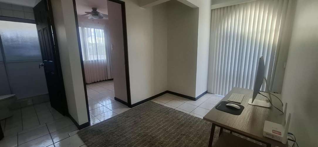 ¡Alquiler de Apartamento Dúplex con 3 Habitaciones y Línea Blanca Incluida! 
