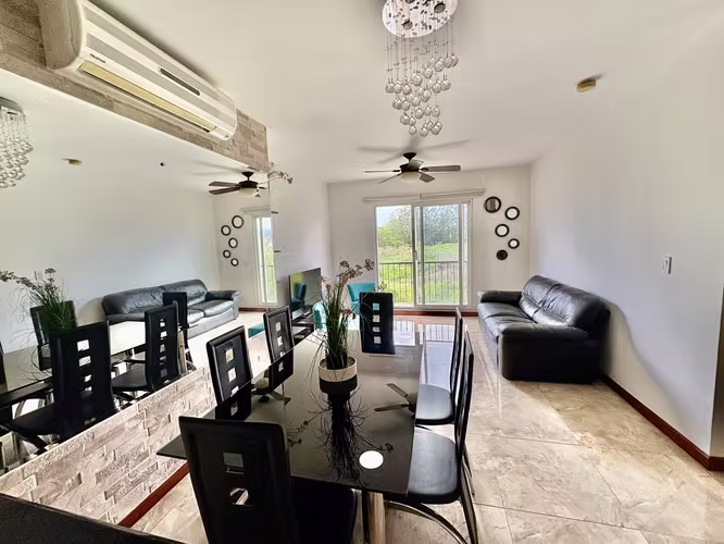 ESCAZU! FULLY UNFURNISHED OR FURNISHED 3 BDR CONDO WITH AMAZIN VIEWS!