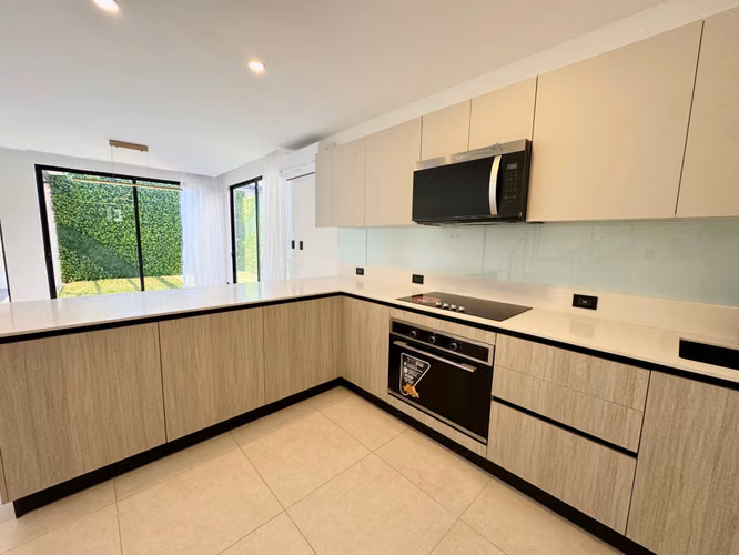 Alquiler de casa en Lindora, Santa Ana