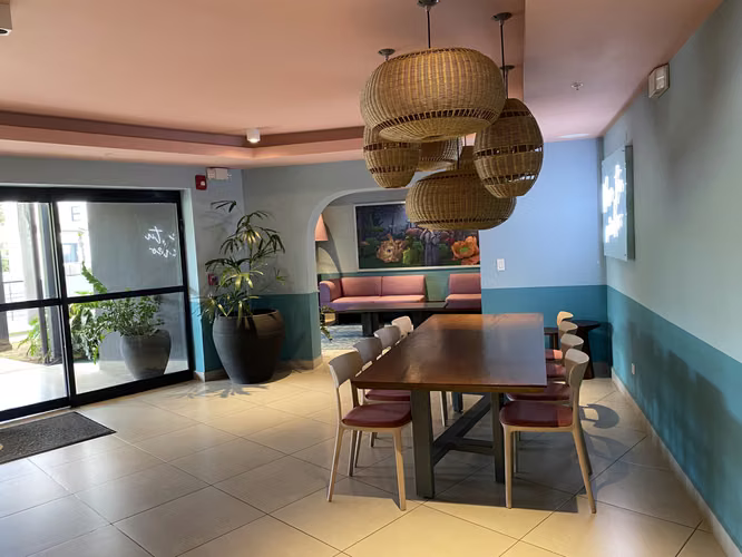 Apartamento en Núcleo Sabana | 2 habitaciones, 2 baños y 1 parqueo