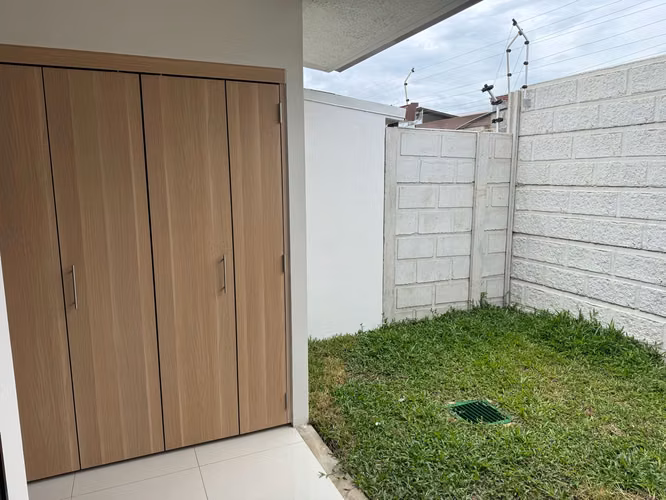 ALQUILER CASA EN CONDOMINIO  MORAVIA - Imagen 17