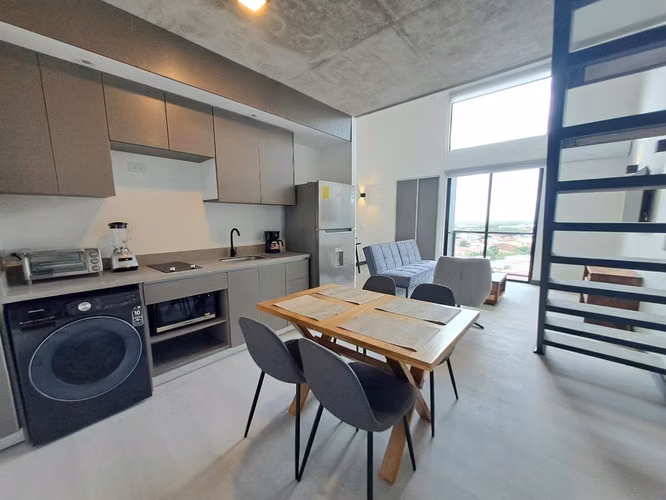 Apartamento Tipo Loft con Mezanine en Alquiler- Nunciatura