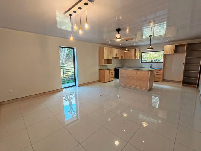Se alquila ÚLTIMO apartamento de alquiler. Vista de Oro, Escazú. Para estrenar.