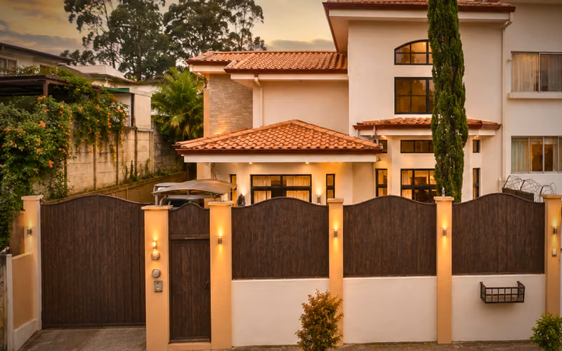 Venta de Casa en Granadilla en Residencial