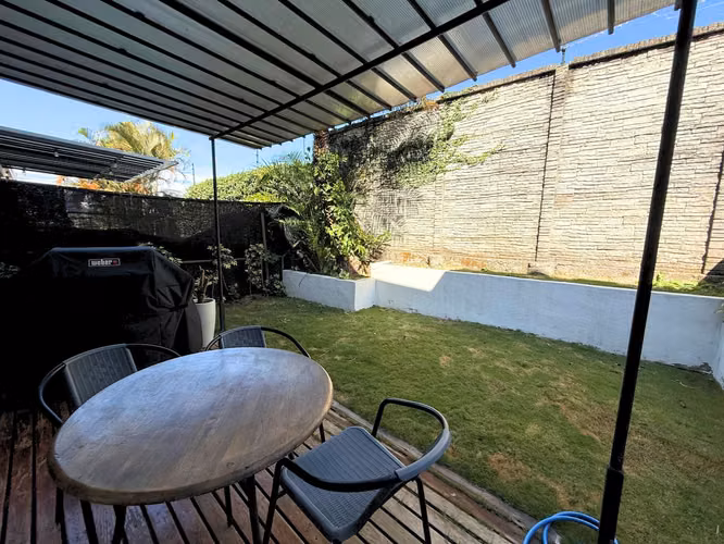Casa en Venta en Escazú | 3 Habitaciones + Ático | Jardín Privado