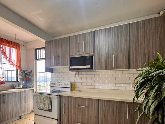 Casa Esquinera en San Ramón | Ideal para Inversión - Imagen 9