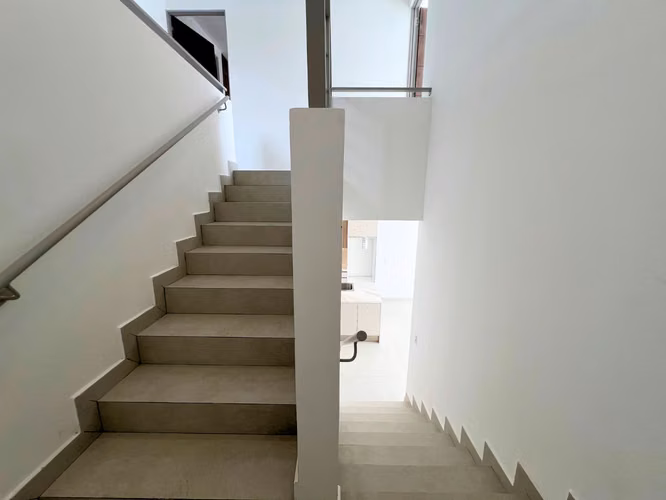 Casa Nueva de Lujo en Guachipelín | Antes US$899,000 – Hoy US$790,000