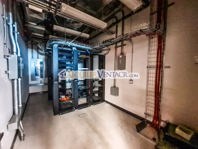 OFICINA DE 495 M2 EN FORUM 2 LINDORA SANTA ANA - Imagen 15