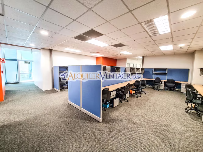 OFICINA DE 495 M2 EN FORUM 2 LINDORA SANTA ANA - Imagen 6