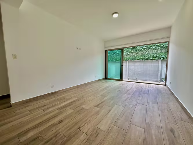 VENTA DE APARTAMENTO MODERNO EN ROHRMOSER - Imagen 7