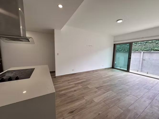VENTA DE APARTAMENTO MODERNO EN ROHRMOSER - Imagen 13