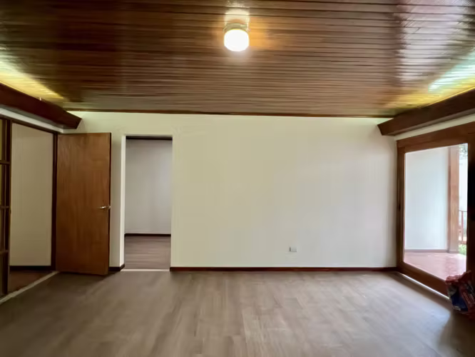 Venta de casa en Urbanización Montealegre, Zapote
