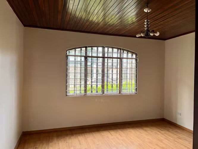 Venta de casa en Urbanización Montealegre, Zapote