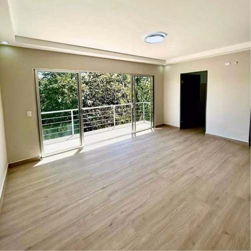 Casa Moderna de Dos Niveles con Vista a las Montañas en Santa Eulalia, Atenas