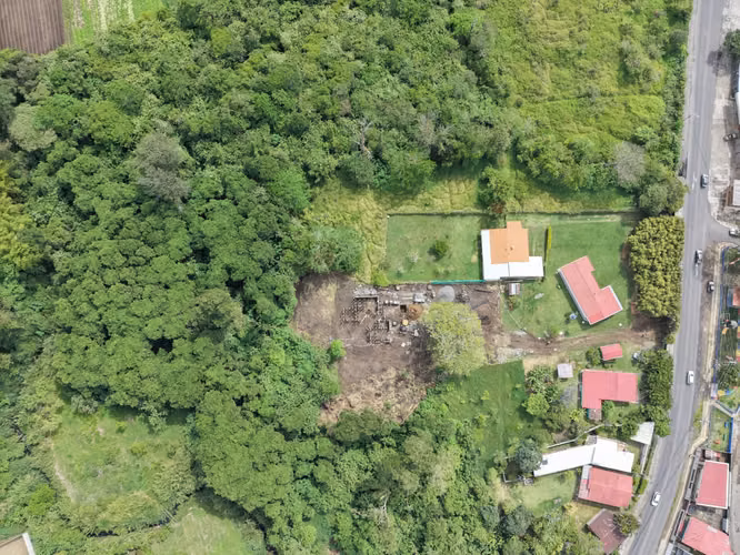 EXCLUSIVA PROPIEDAD EN VENTA EN CARTAGO 4,600 m² UBICACIÓN PRIVILEGIADA GRAN POTENCIAL DE DESARROLLO