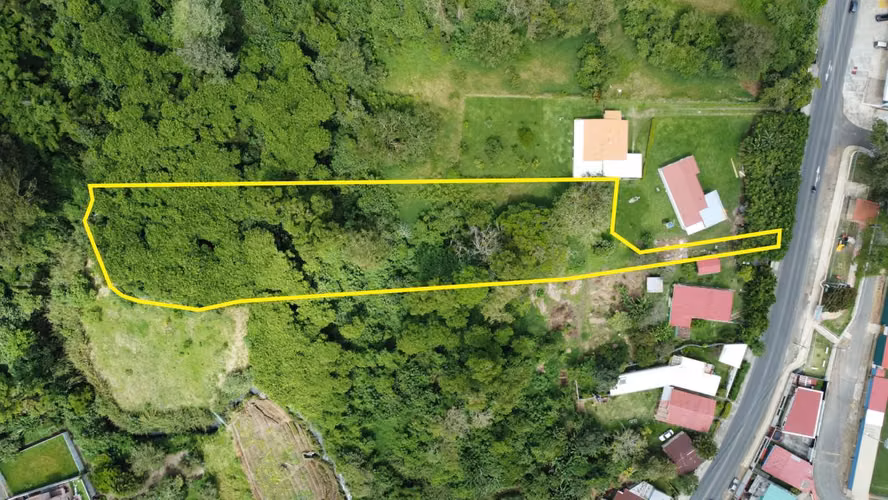 EXCLUSIVA PROPIEDAD EN VENTA EN CARTAGO 4,600 m² UBICACIÓN PRIVILEGIADA GRAN POTENCIAL DE DESARROLLO