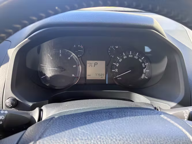 2022 Toyota Prado - Imagen 13