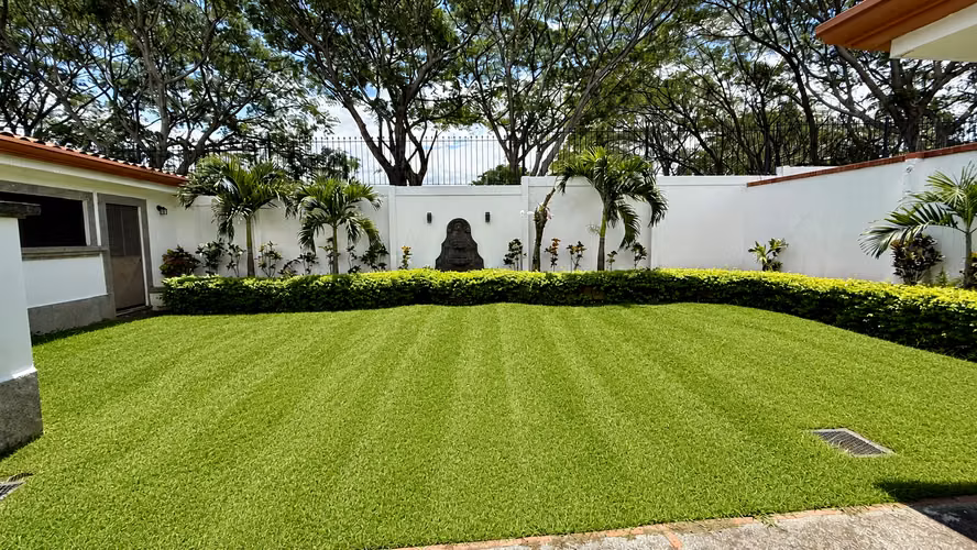 Venta de Casa en Heredia Belén Cariari | Exclusivo Condominio con Amenidades Tipo Resort